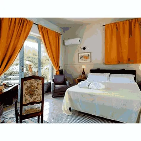 Dom wakacyjny Casa Emme Sea Front, Giardini *